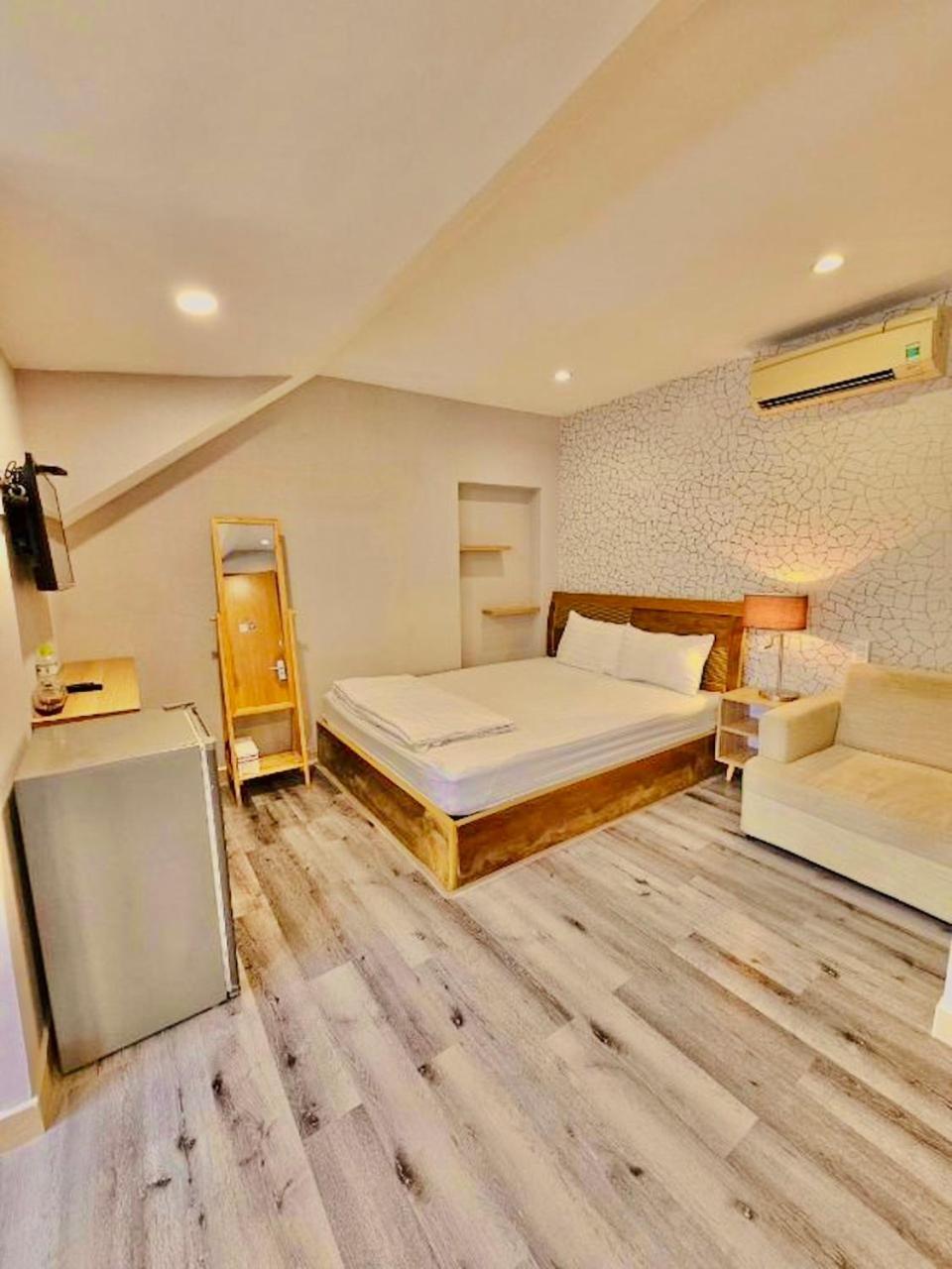 Simmi 5 Hotel & Apartment Ho Chi Minh-stad Buitenkant foto